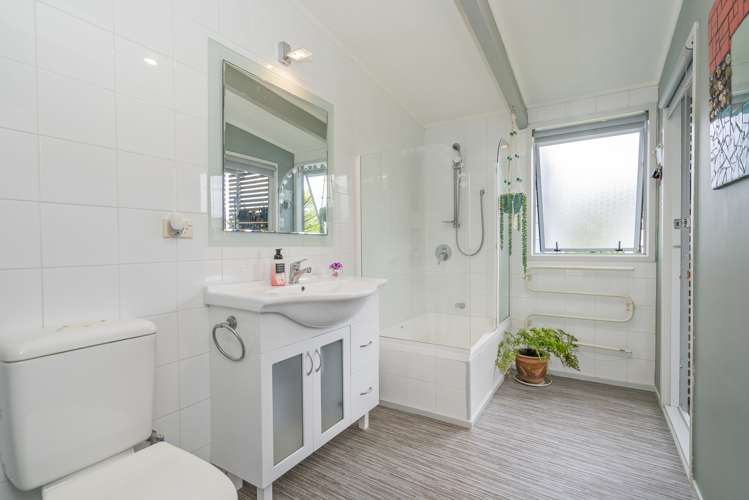 27 Dunlop Drive Pauanui_12