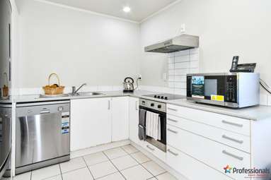 34D Neilson Street_2