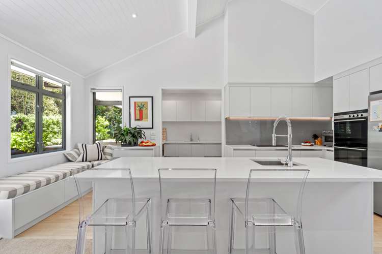 38 Awanui Crescent Matakana_8