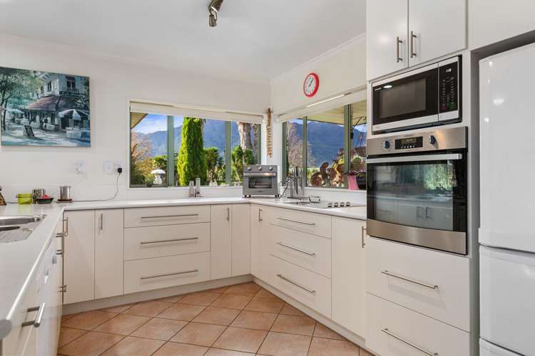 67 Bossons Road Te Aroha_5
