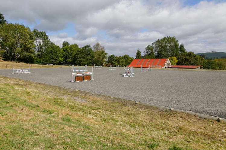 1831 Broadlands Road Broadlands_4