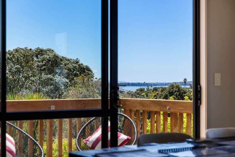 20 Toroa Street Torbay_11