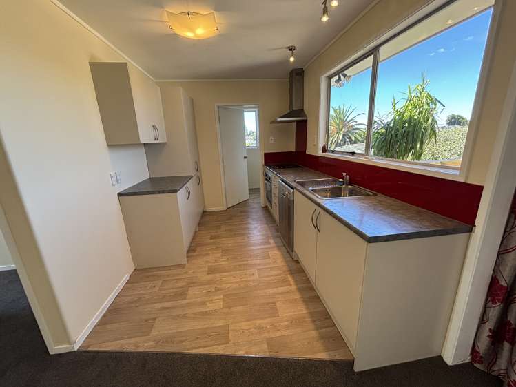 4 Karo Place Glendene_16
