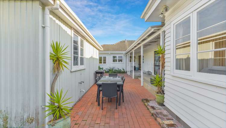 16 Strowan Avenue Fairfield_12