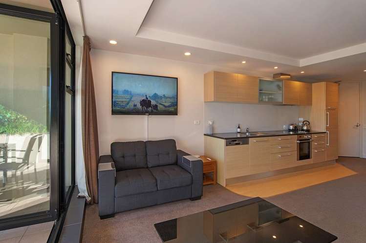 10/5 Bisley Avenue Moana_8