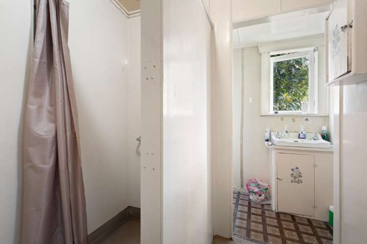 7 Queen Street Paeroa_5