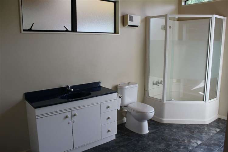 51 James Mackie Road Helensville_14