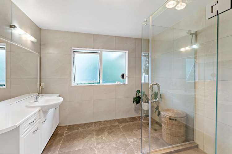 25 Bronte Place Somerville_21