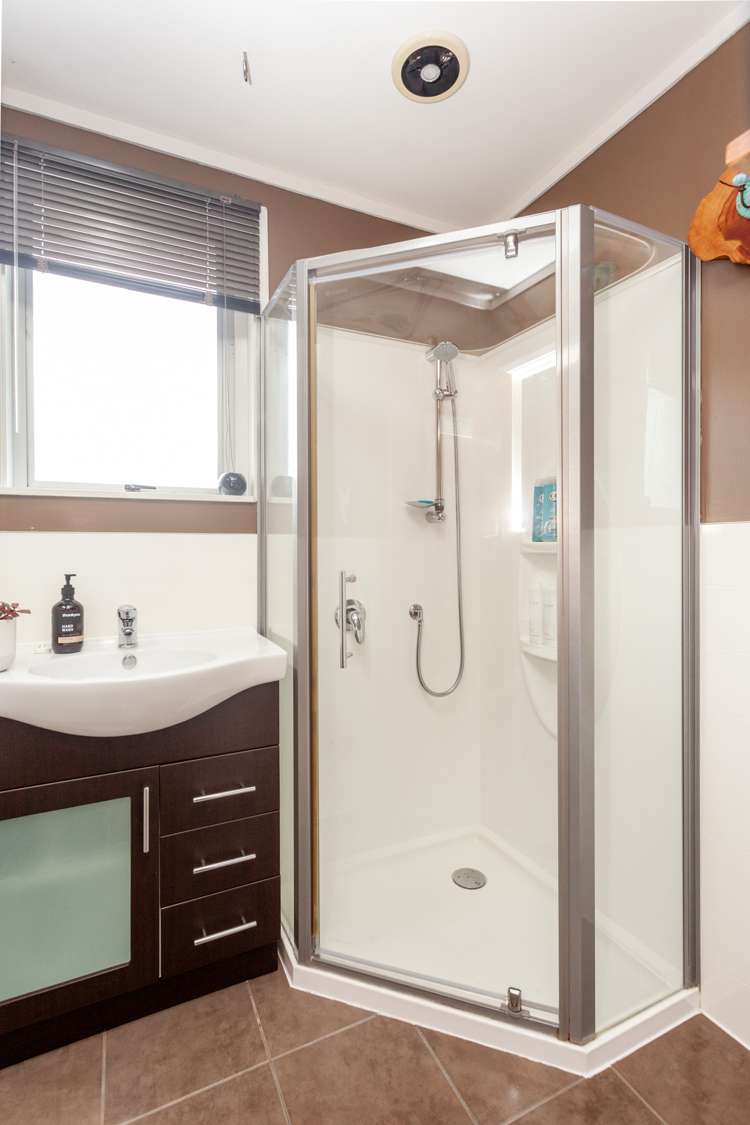 162 Broadway Matamata_15