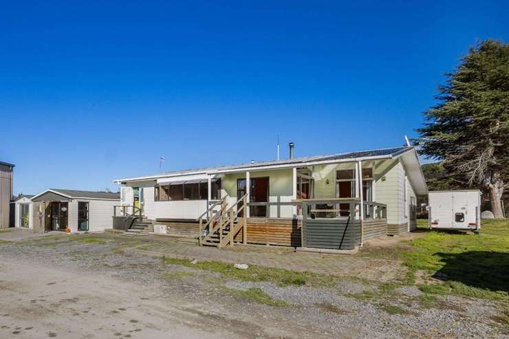 The buildings at 14-16 Broadway, Mangaweka, Rangitikei, have been snapped up by a couple from Levin. Photo / Supplied