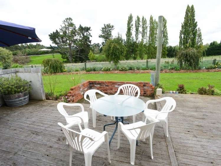 217 Racecourse Road Waipawa_12