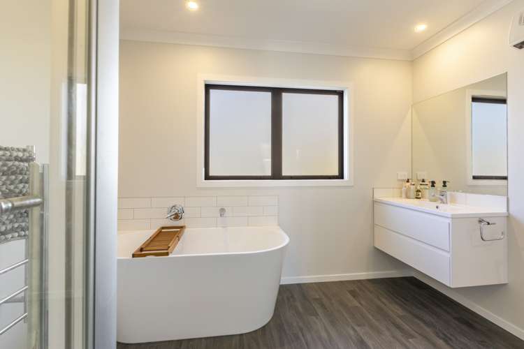 81 Kyle Road Waipukurau and Surrounds_10