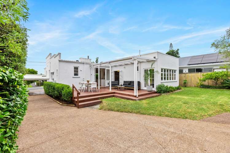 46 Smale Street Point Chevalier_24