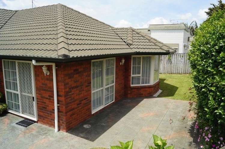 31 Great South Road Papakura_4