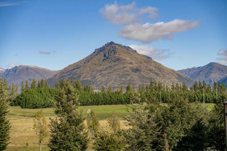 55 McAdam Drive Jacks Point_8