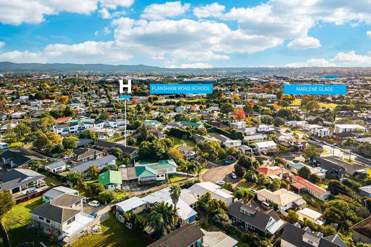 2/14 Rowan Terrace Te Atatu South_19