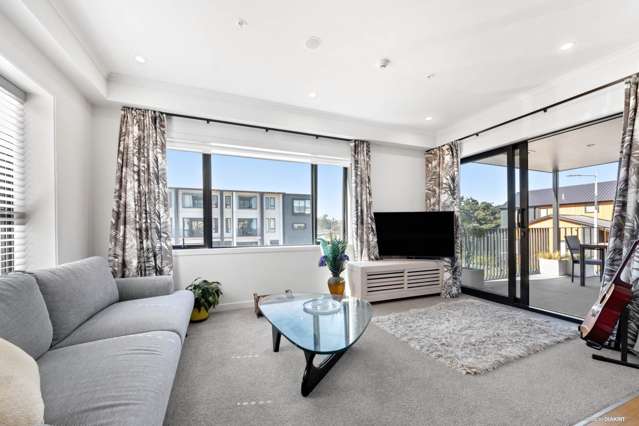 7/194 Buckley Avenue Hobsonville_1