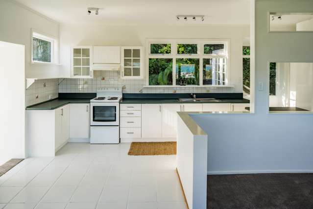 84 Cluny Road Plimmerton_4