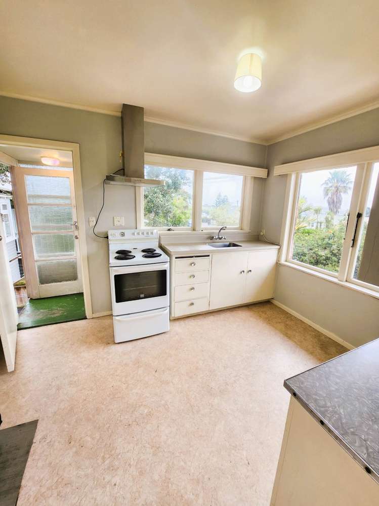 4/32 Old Lake Road Narrow Neck_1