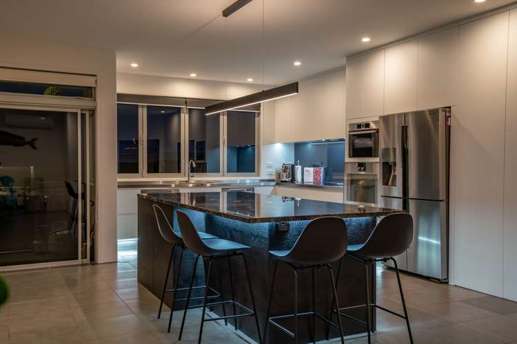 5 Kingswood Place Langs Beach_9