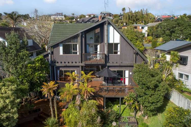 13 Tiri View Place Waiake_15