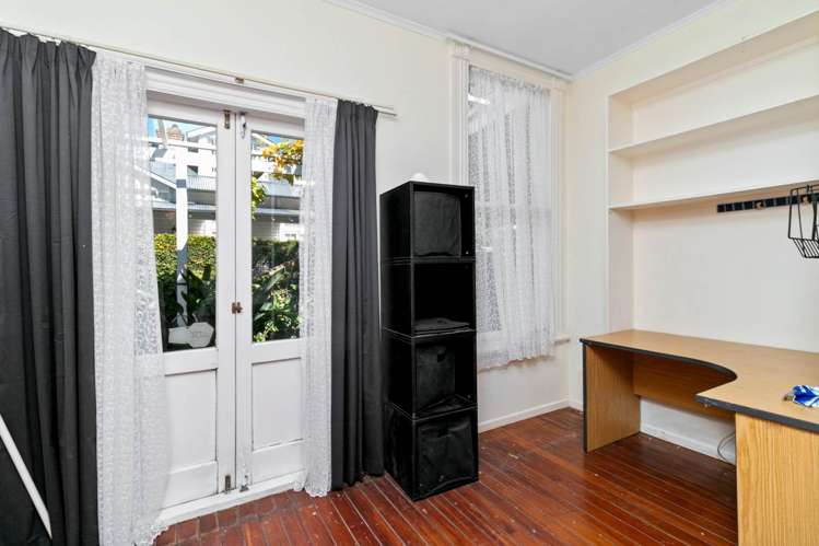 55 Mount St John Avenue Epsom_10