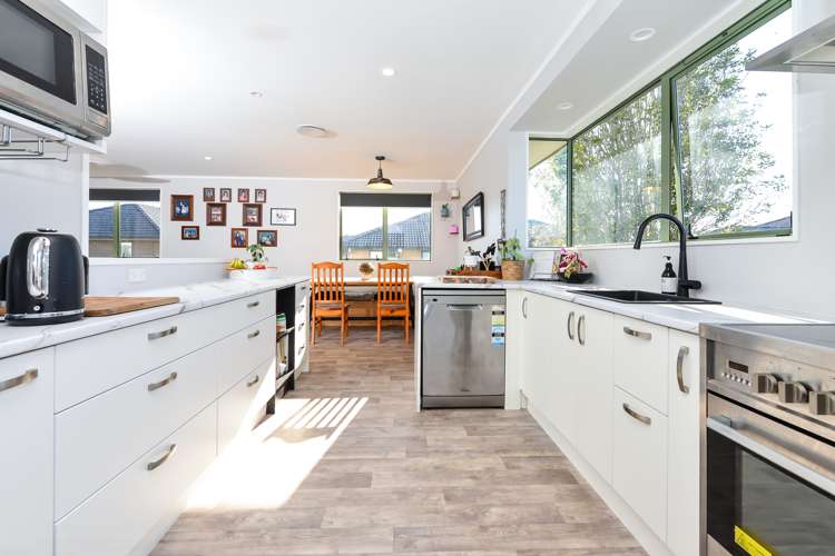 8 Melanie Court Dinsdale_7