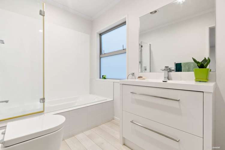 10 Karauria Lane Orewa_16