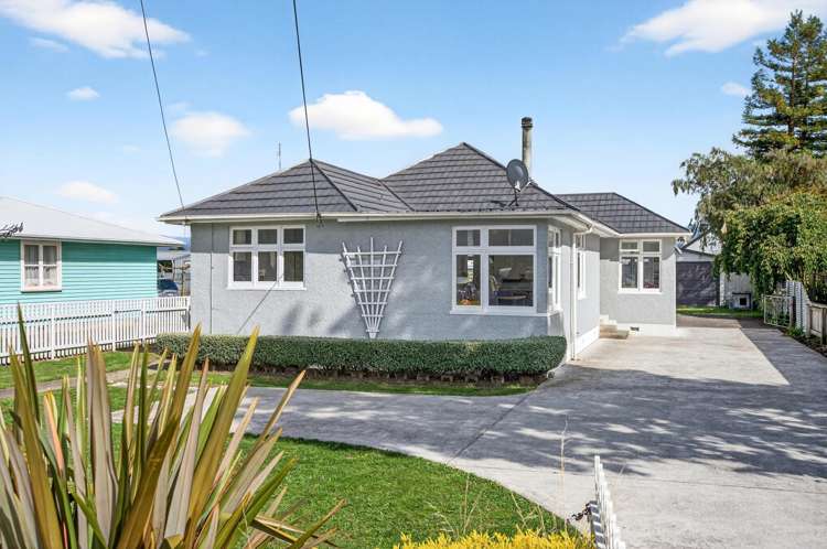 382 High Street South Carterton_28