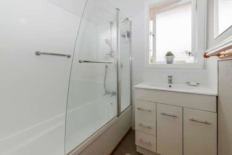 3 Gladfield Lane Te Atatu Peninsula_5