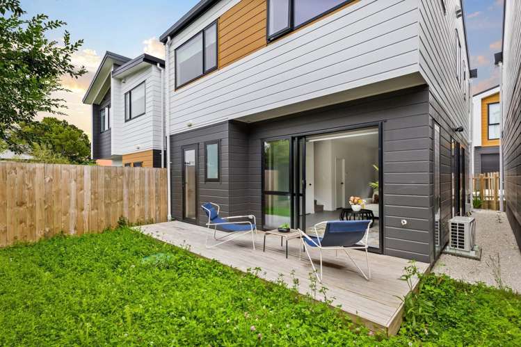 108D Taikata Road Te Atatu Peninsula_25