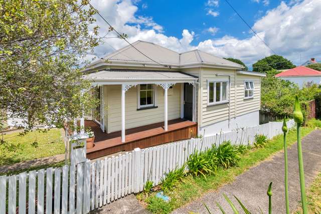 23 Karaka Street Helensville_3