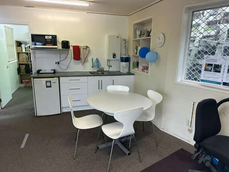 143 Breakwater Road New Plymouth_9