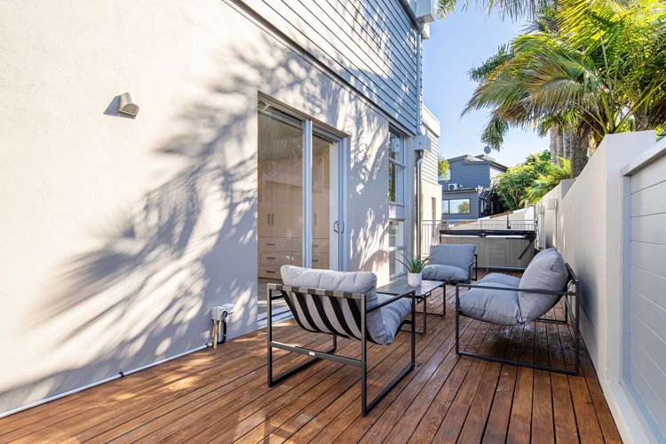 129A Beach Road Castor Bay_14