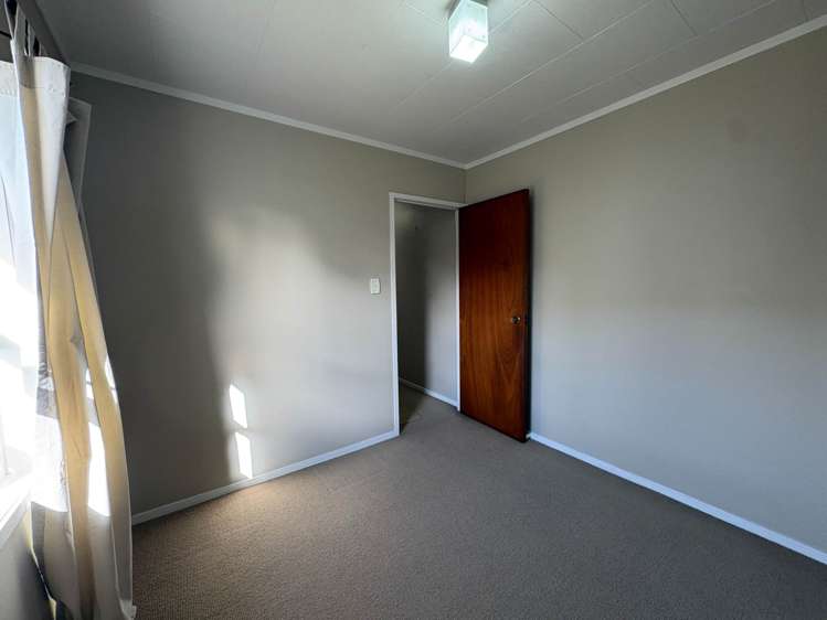 2/4 Glenshee Place Highland Park_9