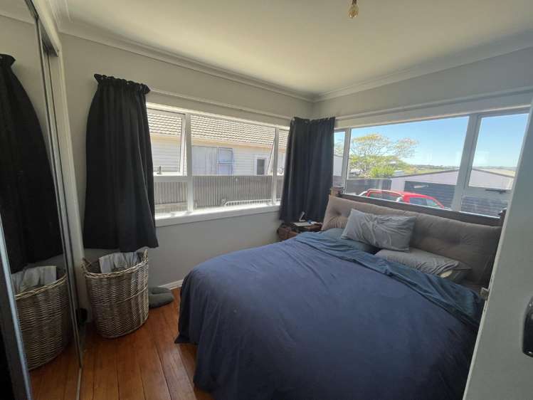 2 Clifford Street Hawera_7
