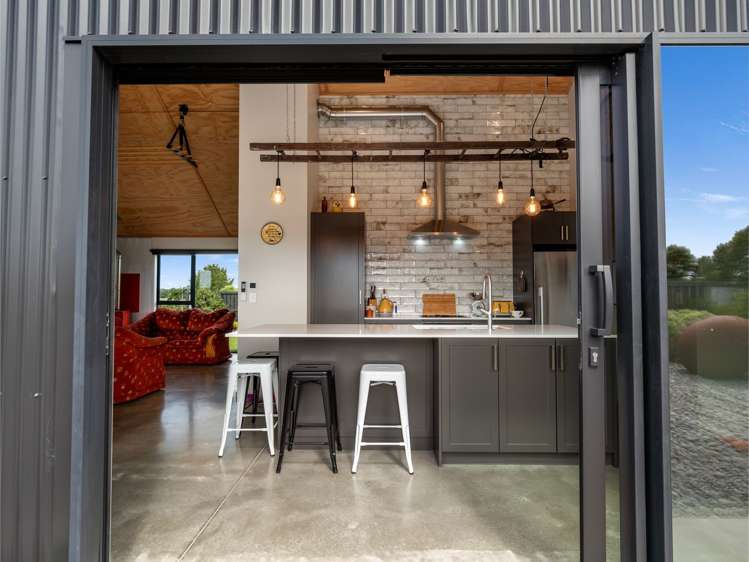 1228A Camerons Line Feilding_5