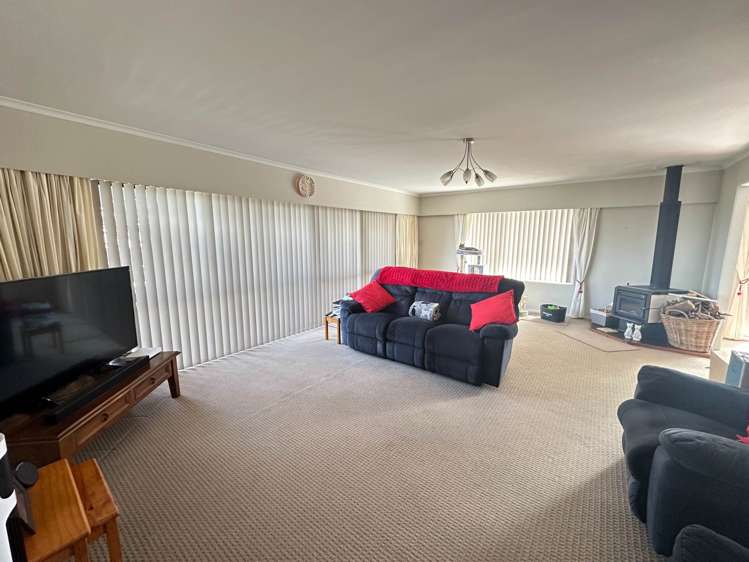 24 Jandell Crescent Bucklands Beach_2