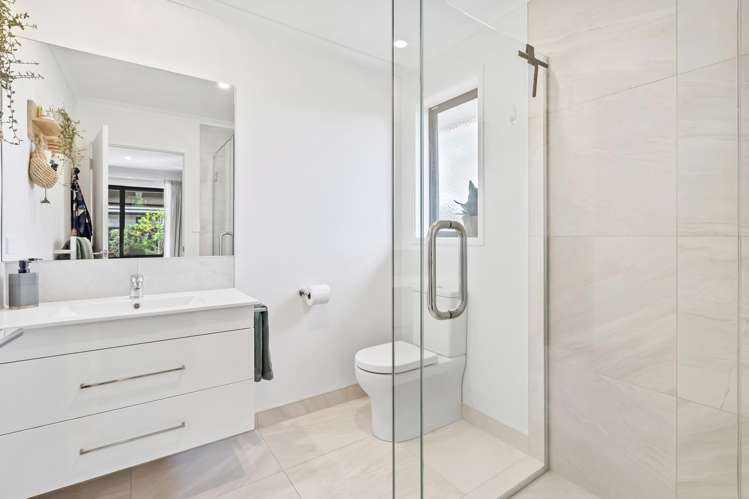 26 Kitemaunga Avenue One Tree Point_22