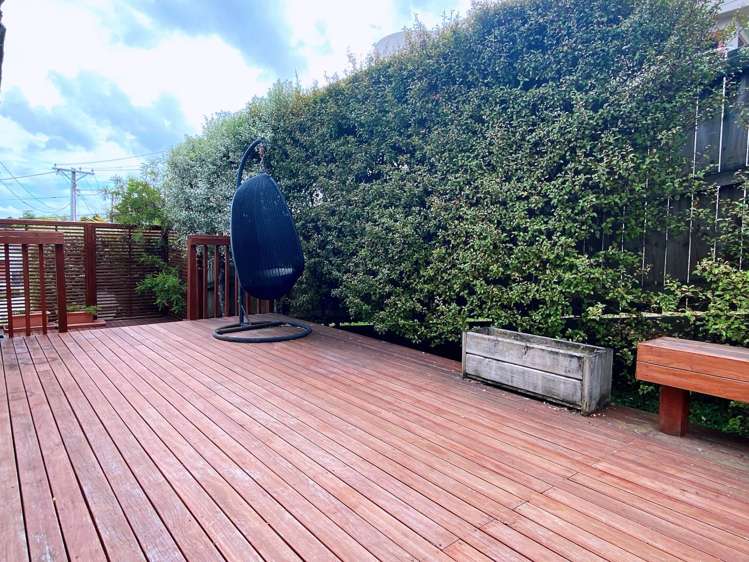 1 Scarboro Terrace Murrays Bay_7