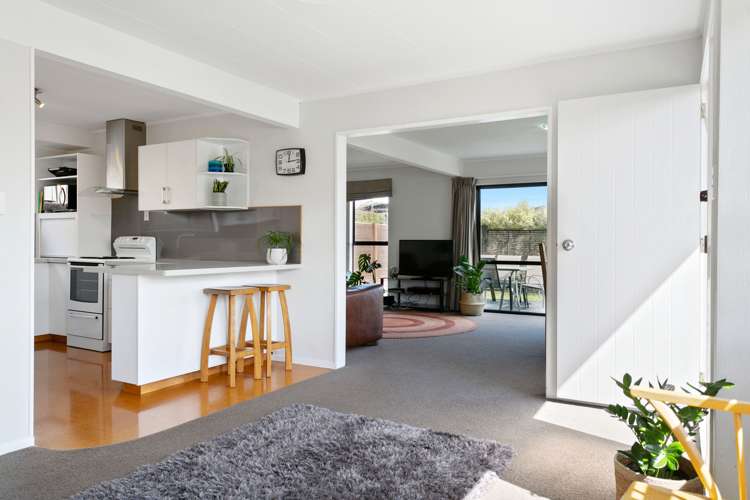 1/70 Ngamotu Road Hilltop_4