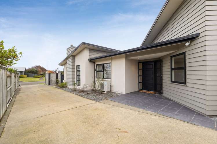 6 Trump Place Kelvin Grove_11