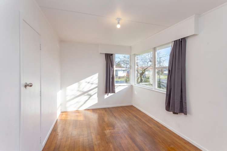 97 Cameron Crescent Masterton_15
