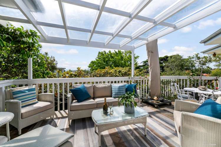 18 Glenfern Road Mellons Bay_15