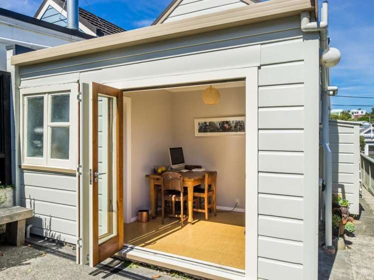 11 Milton Street Berhampore_11