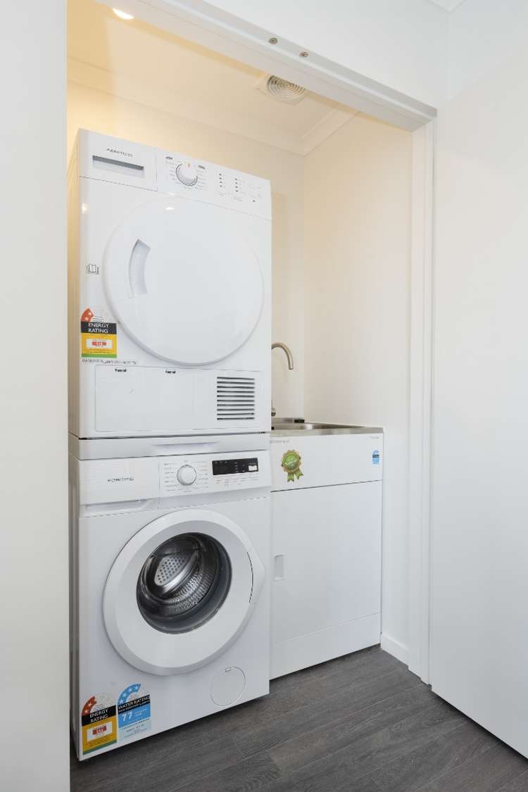 11C/34 Index Place 10686_17