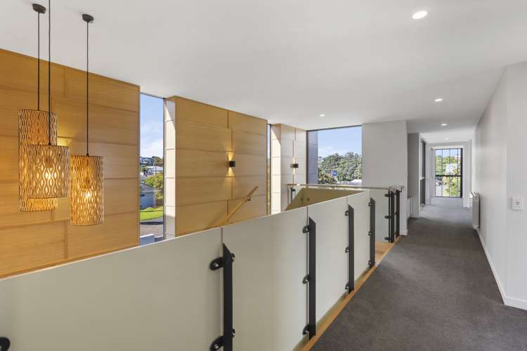 2 Roy Terrace Moturoa_18