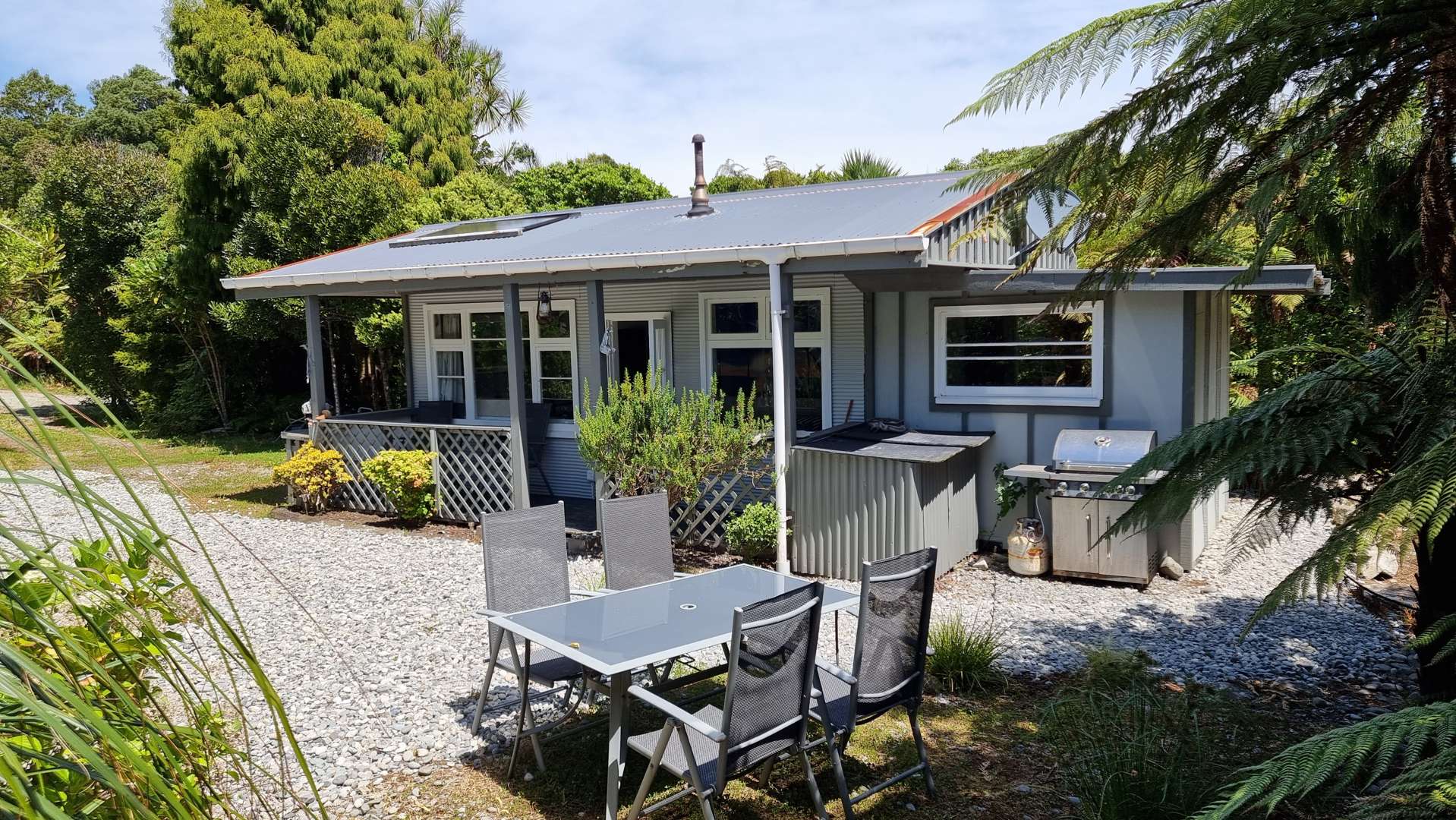 2 Ross Place Punakaiki_0