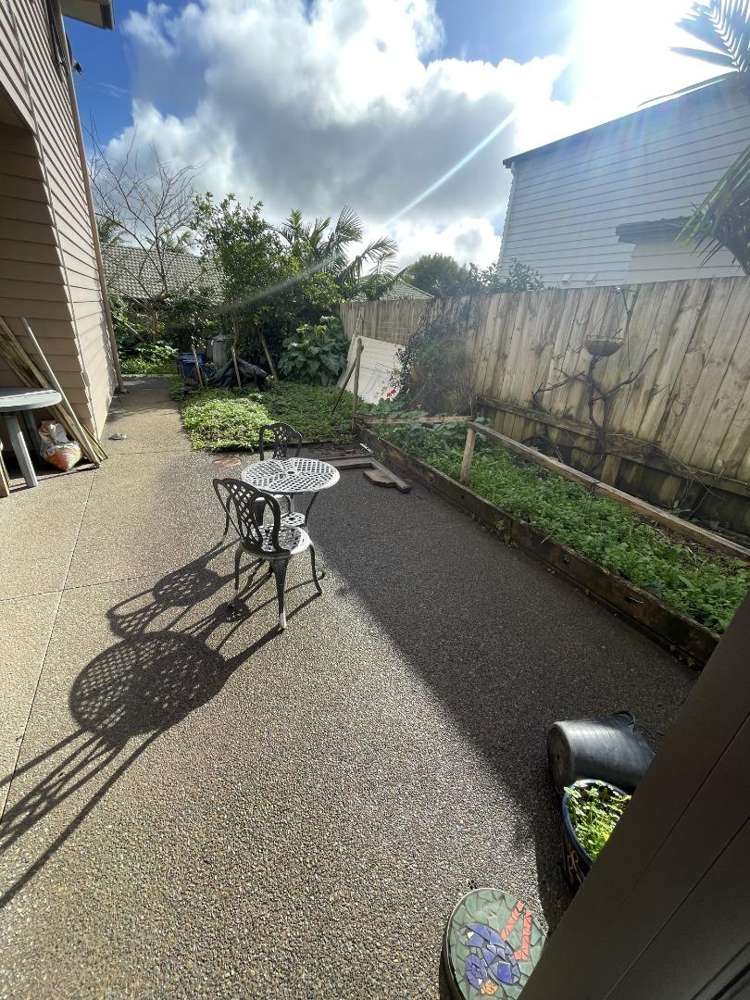 1 Roy Maloney Drive Henderson_10