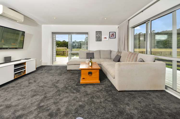 958 Kahikatea Flat Road Waitoki_16
